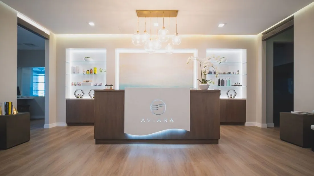 Front desk entryway los alamitos aviara centers